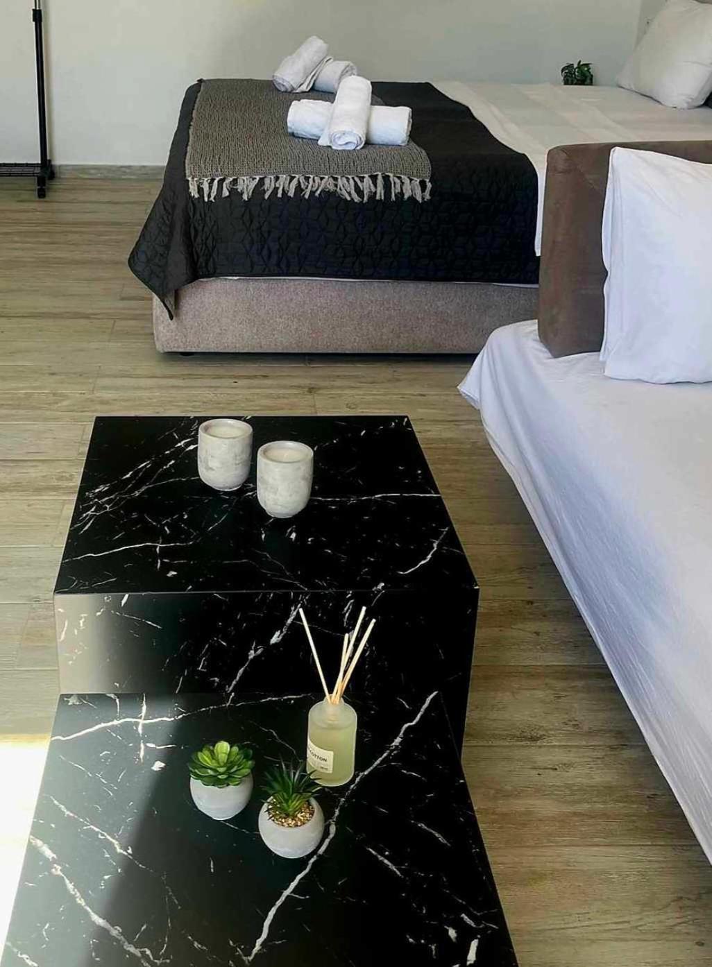 Maya Apartments, Modern And Convenient Apartments With Private Parking Szkiáthosz Kültér fotó